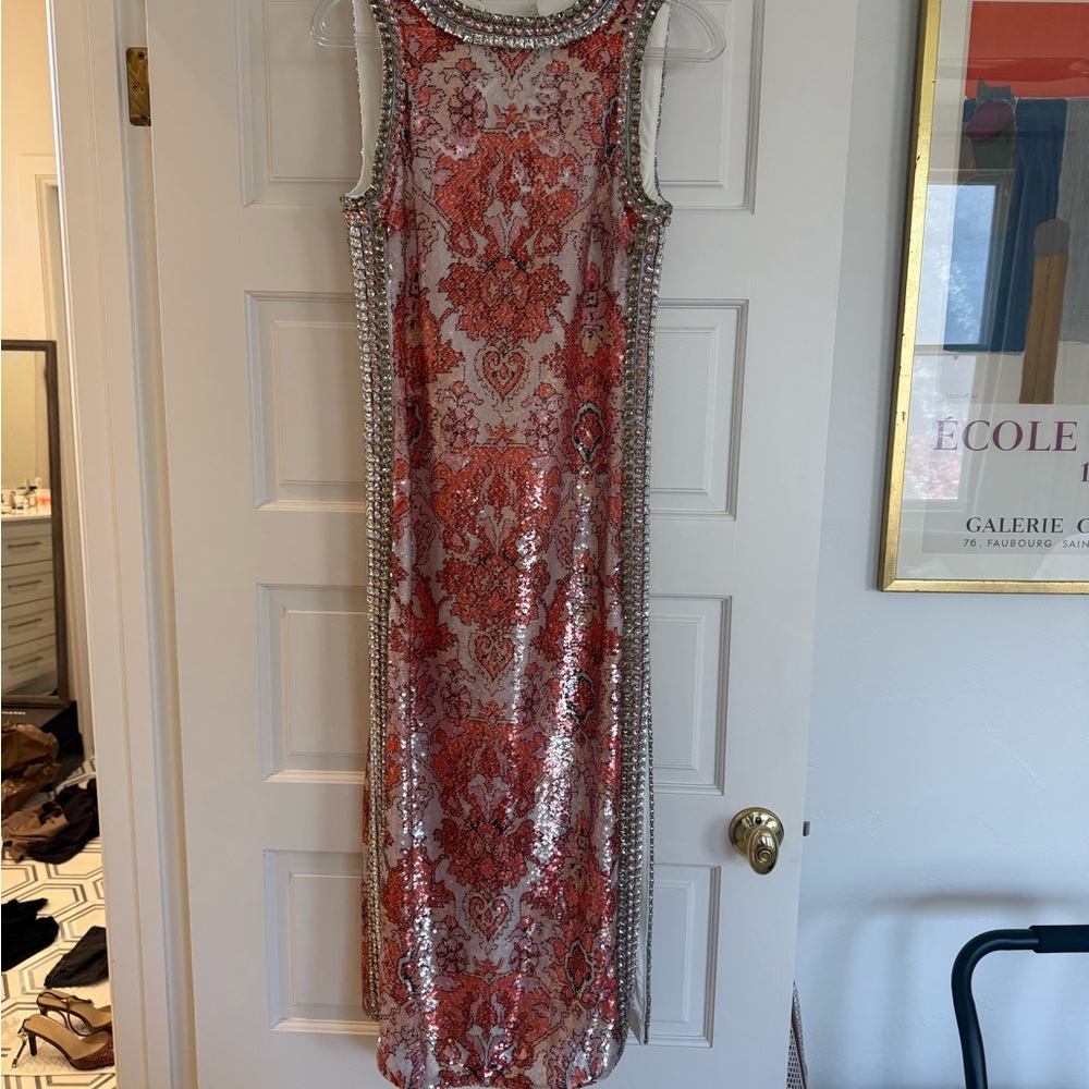 cinq a sept Coral and Blush Sequin Beaded Sleeveless Dress - Picture 2 of 9